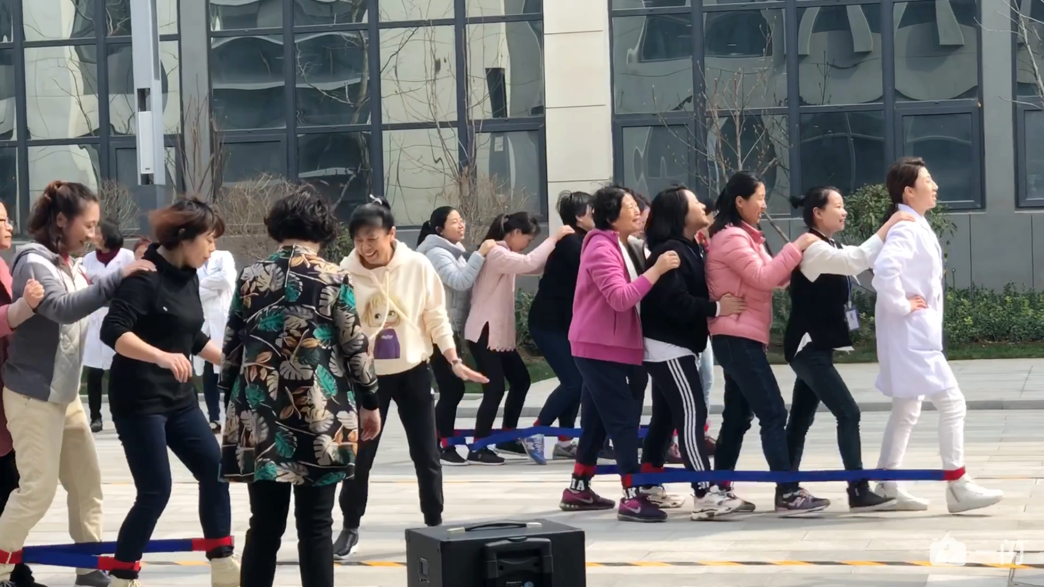 �������ʹ���-��Ӫ��ȫ,����һ·�ɳ�